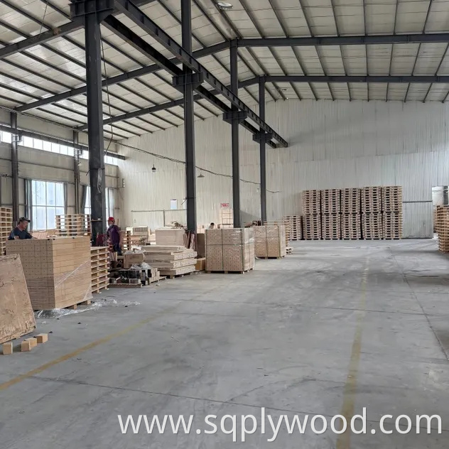 Eco-Friendly Compressed Wood Pallet for Efficient Storage and Transport
